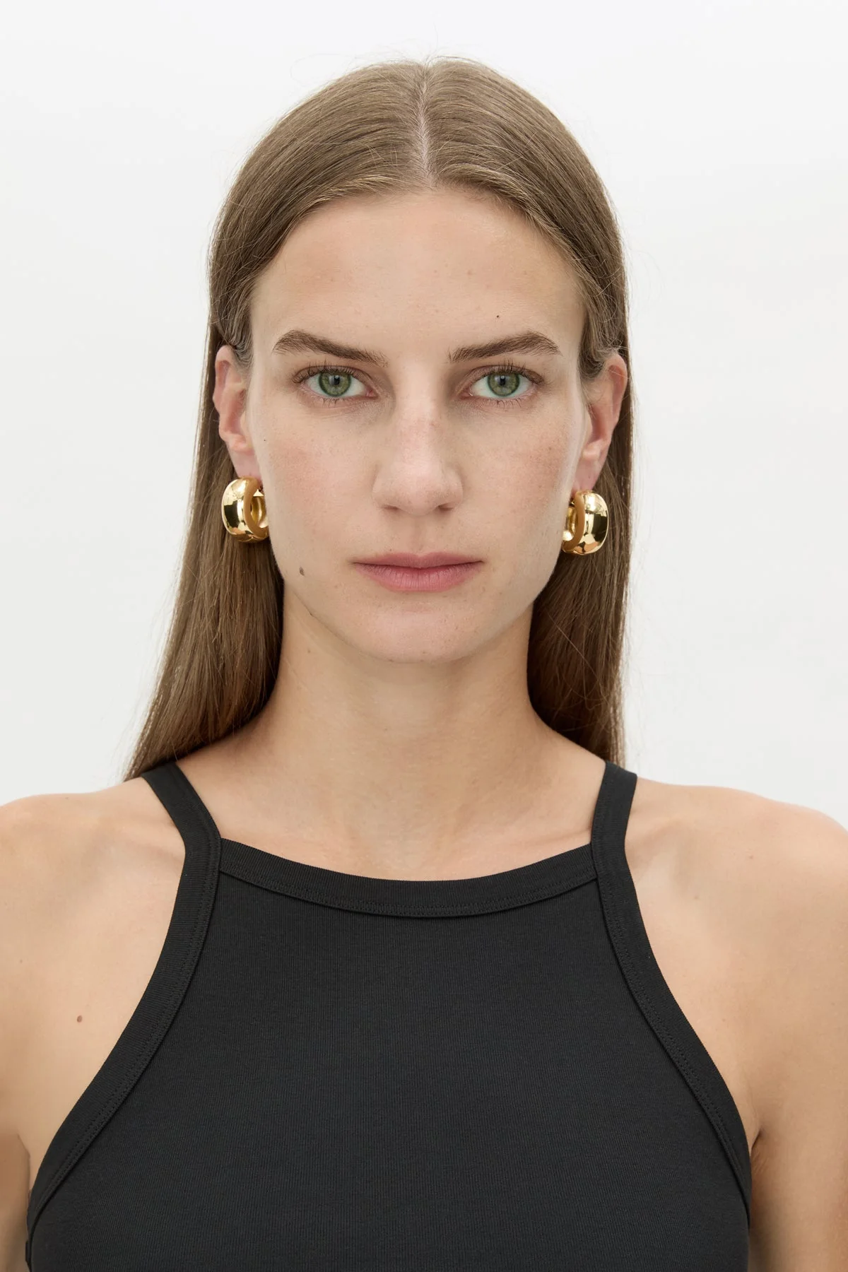 Ali Hoops - Image 4