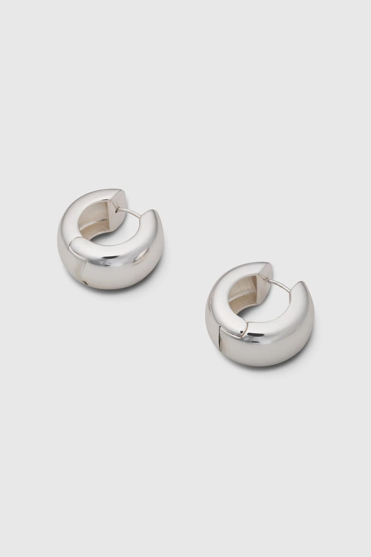 Ali Hoops - Image 5