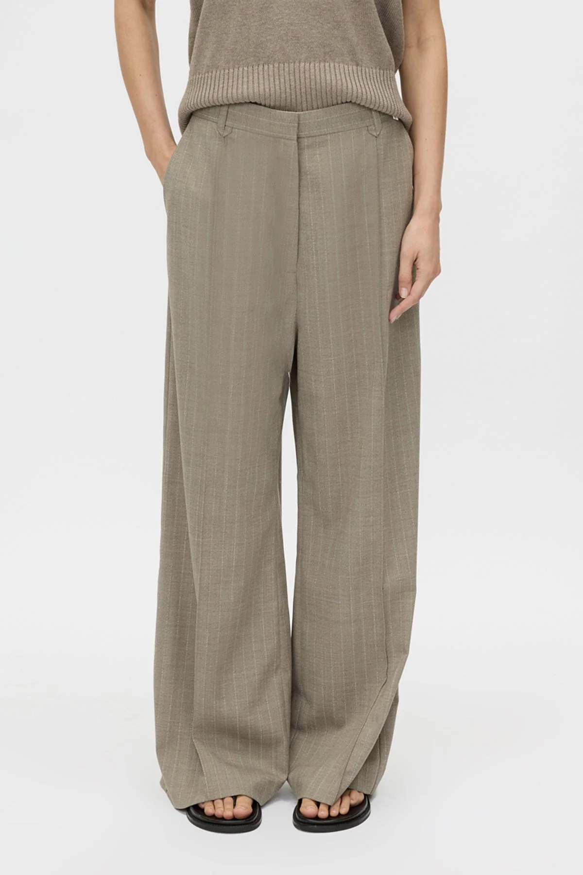 Arnelle Pant - Image 2