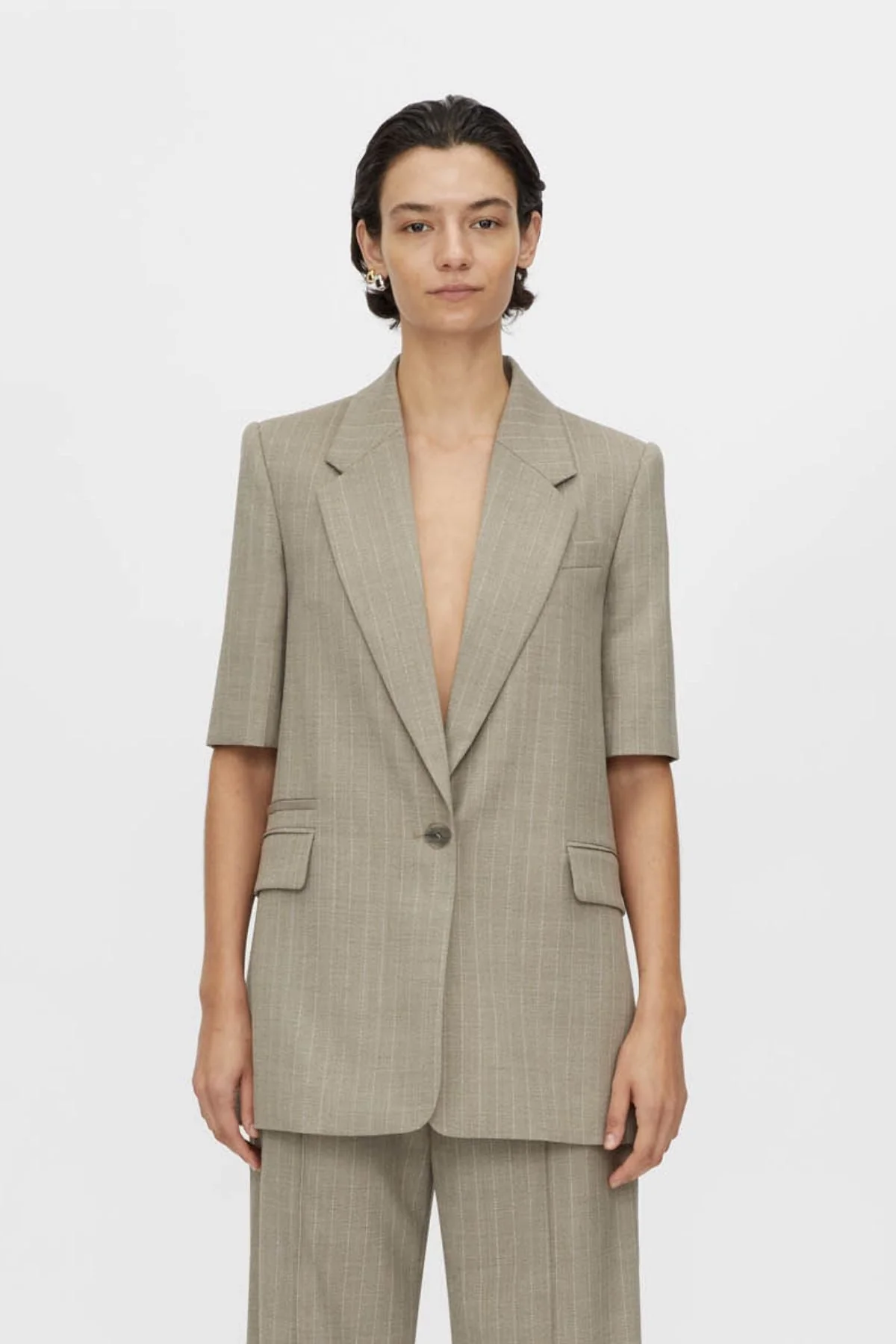 Arnelle Short Sleeve Blazer - Image 2