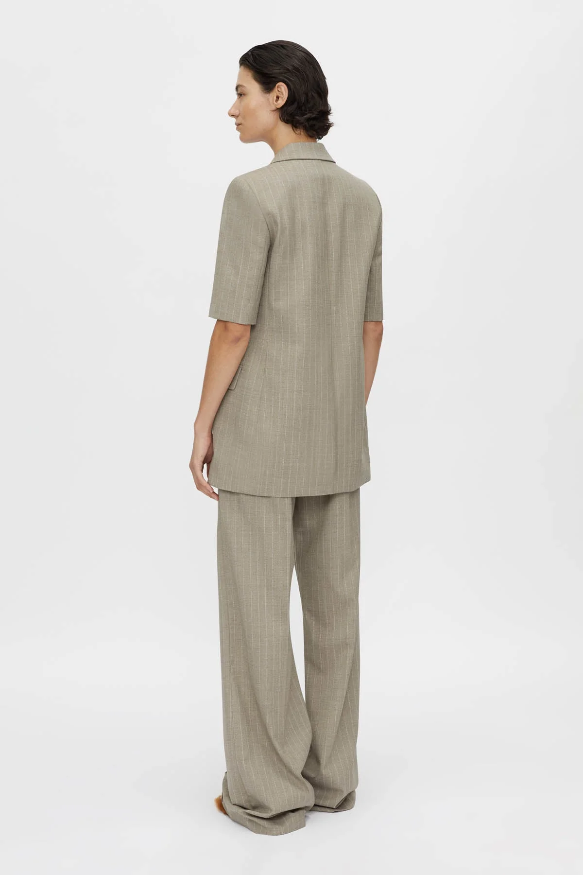 Arnelle Short Sleeve Blazer - Image 4