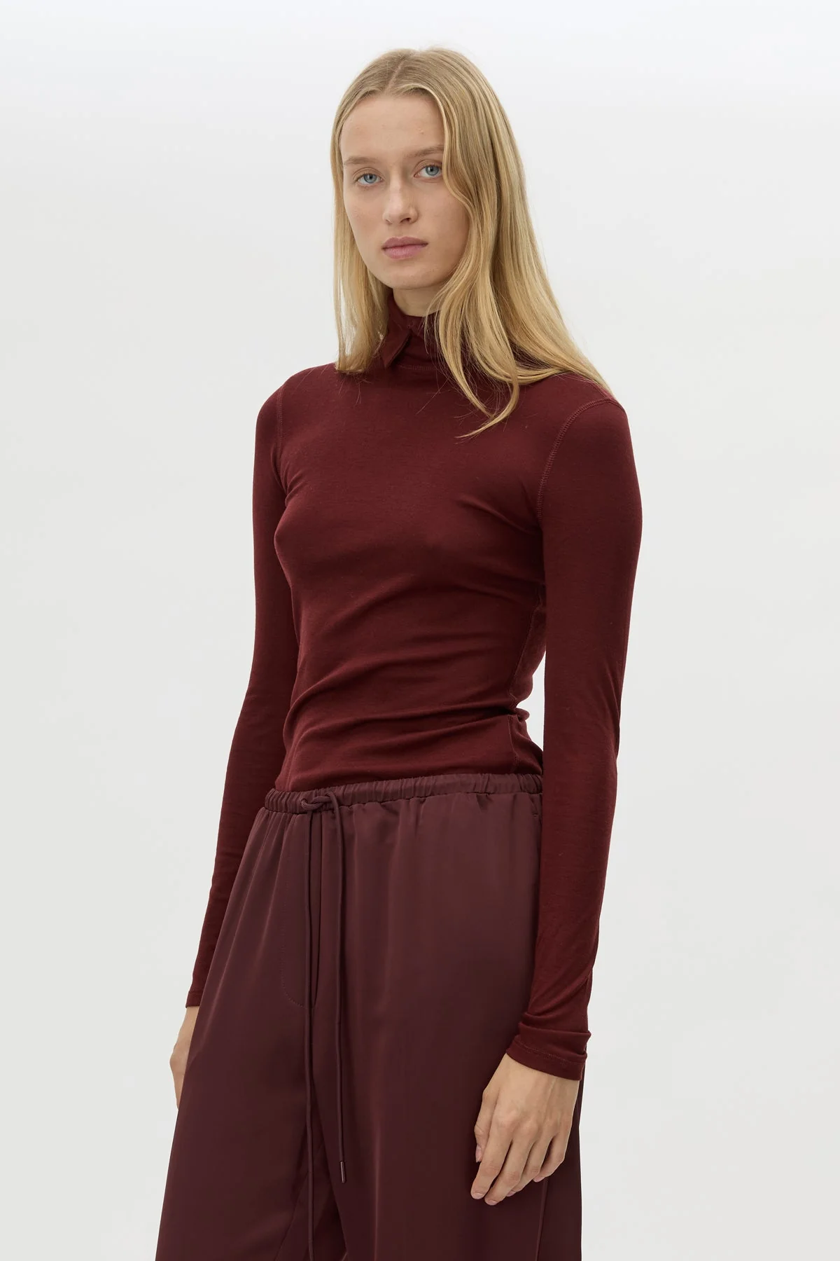 Barre High Neck Top - Image 2