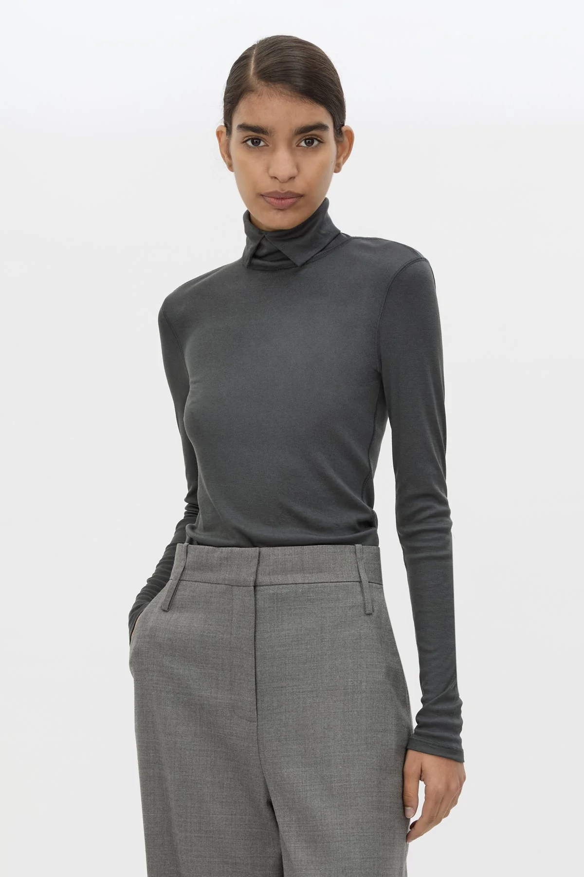 Barre High Neck Top - Image 2