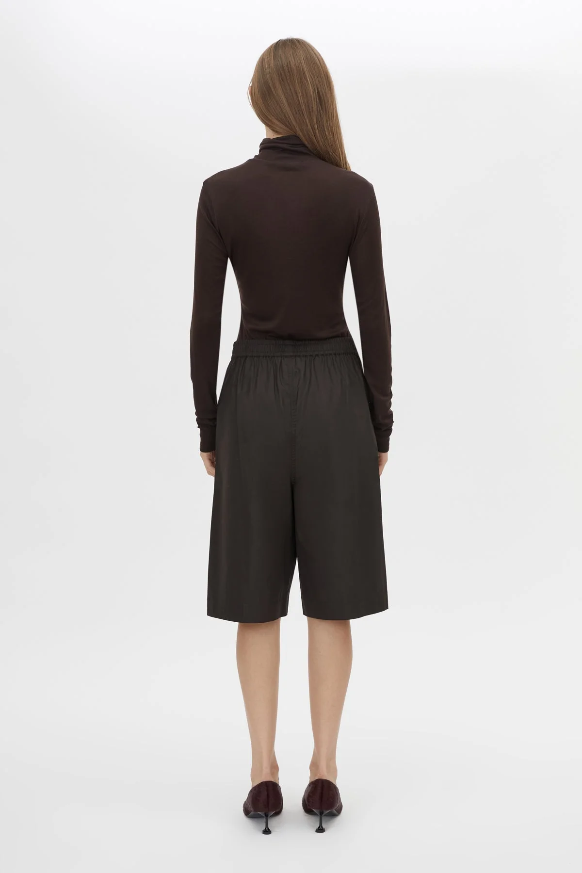 Barre High Neck Top - Image 5
