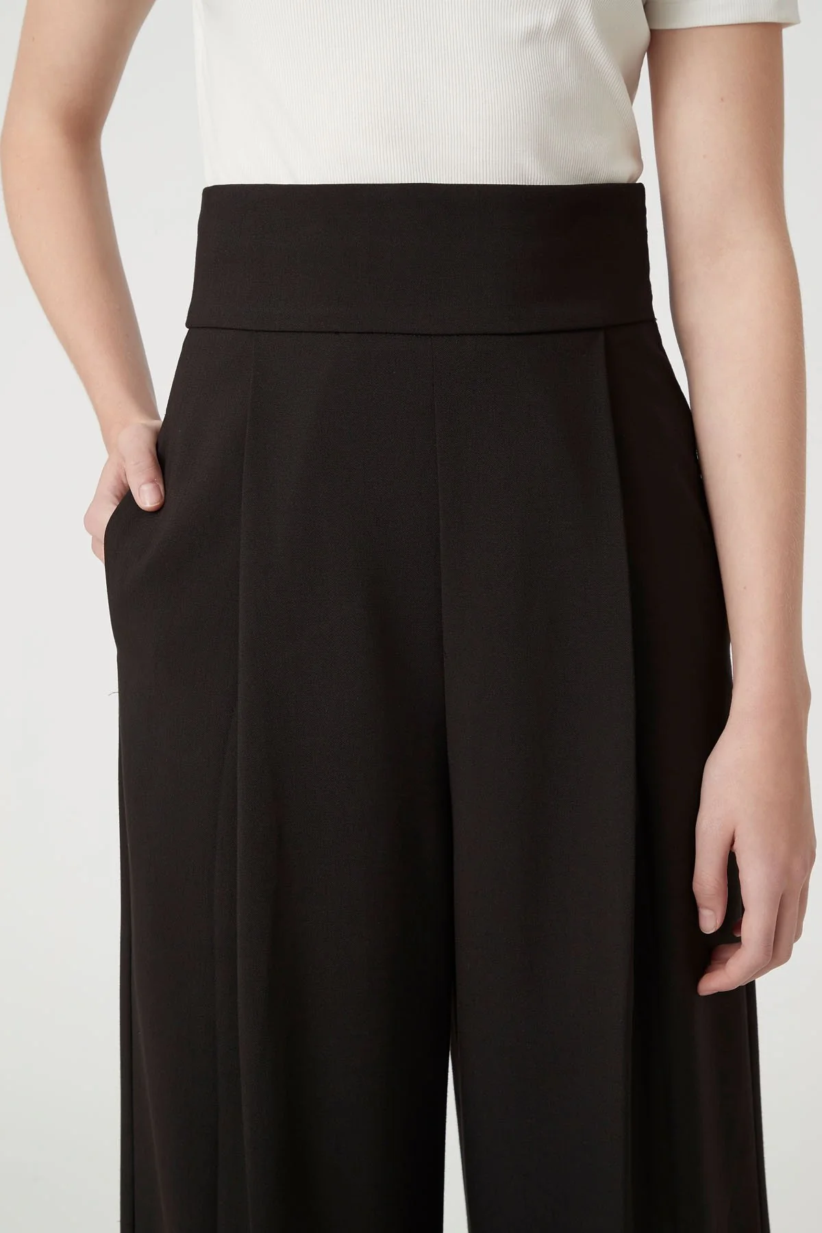 Benito Black Pant - Image 5