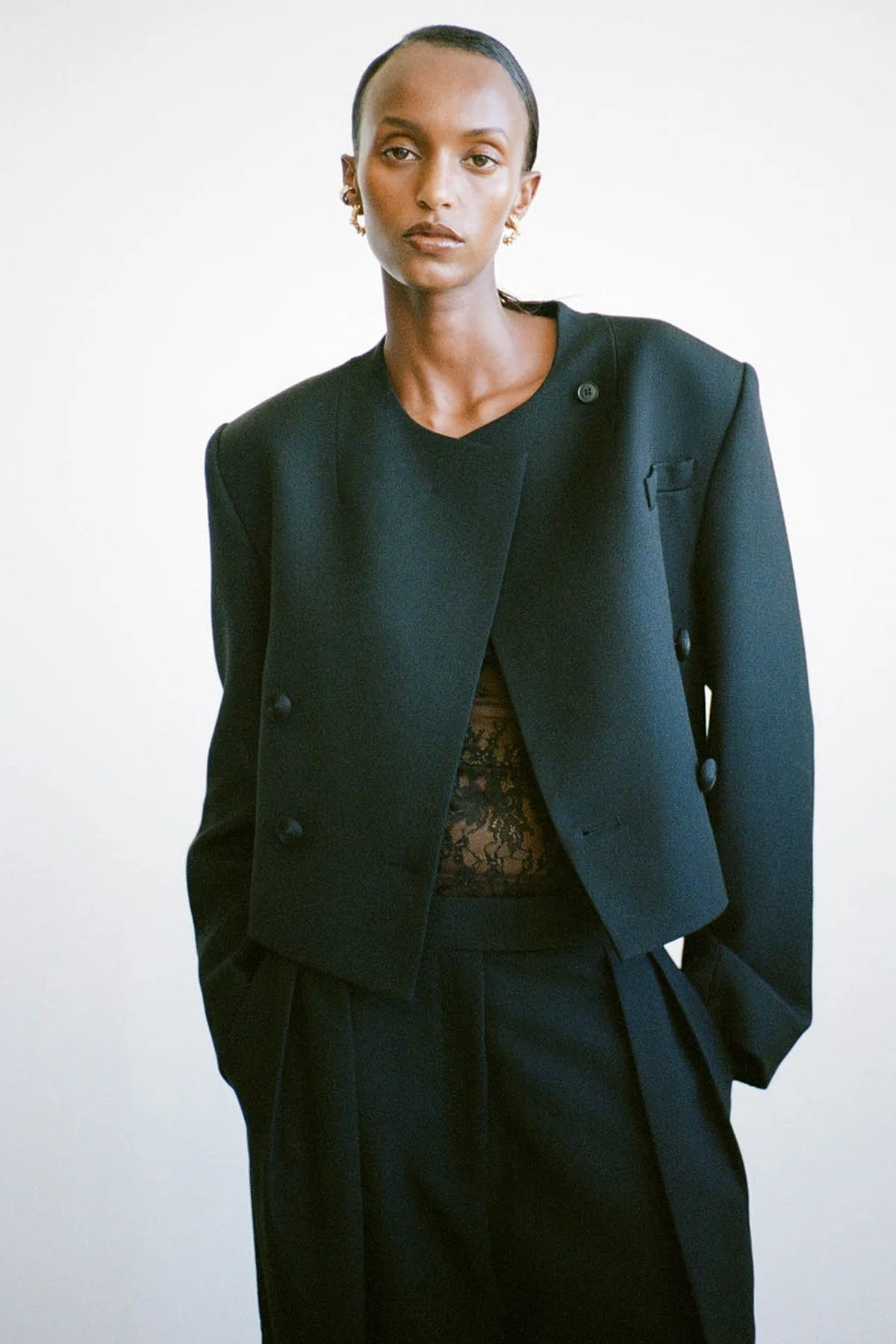 Caius Relaxed Cropped Blazer - Image 3