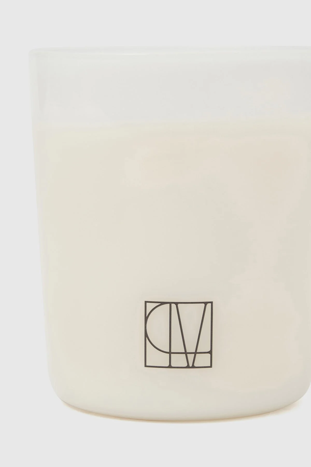 Camilla And Marc Candle Large - Image 3