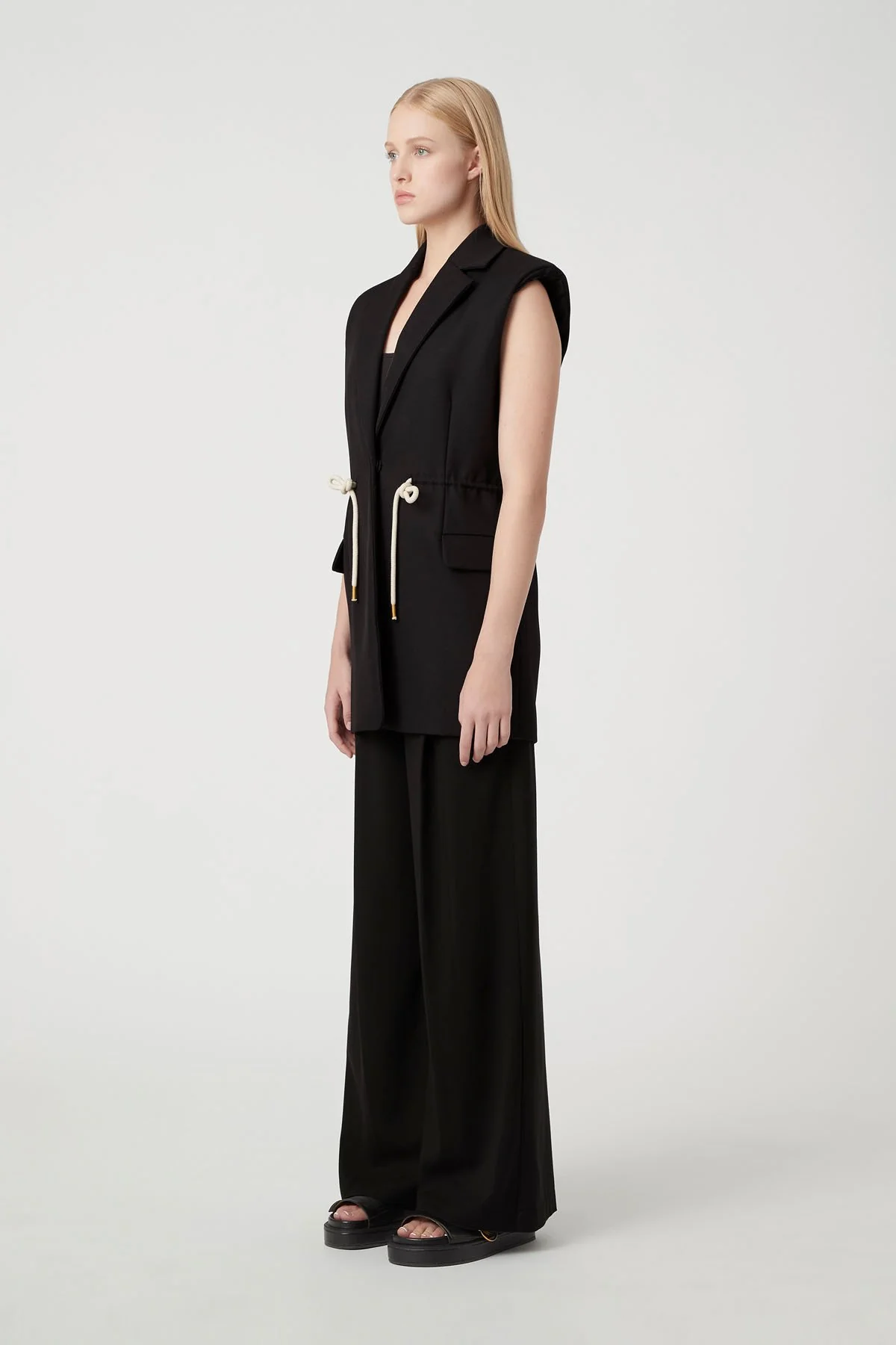 Faith Sleeveless Blazer - Image 3