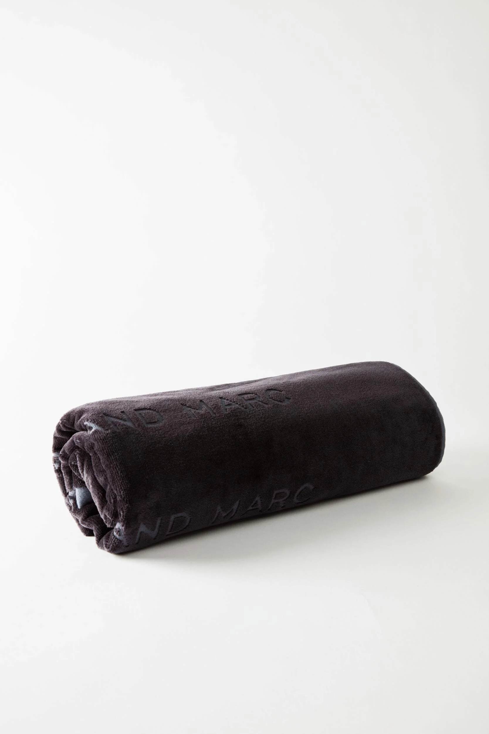 Finley Towel - Image 2
