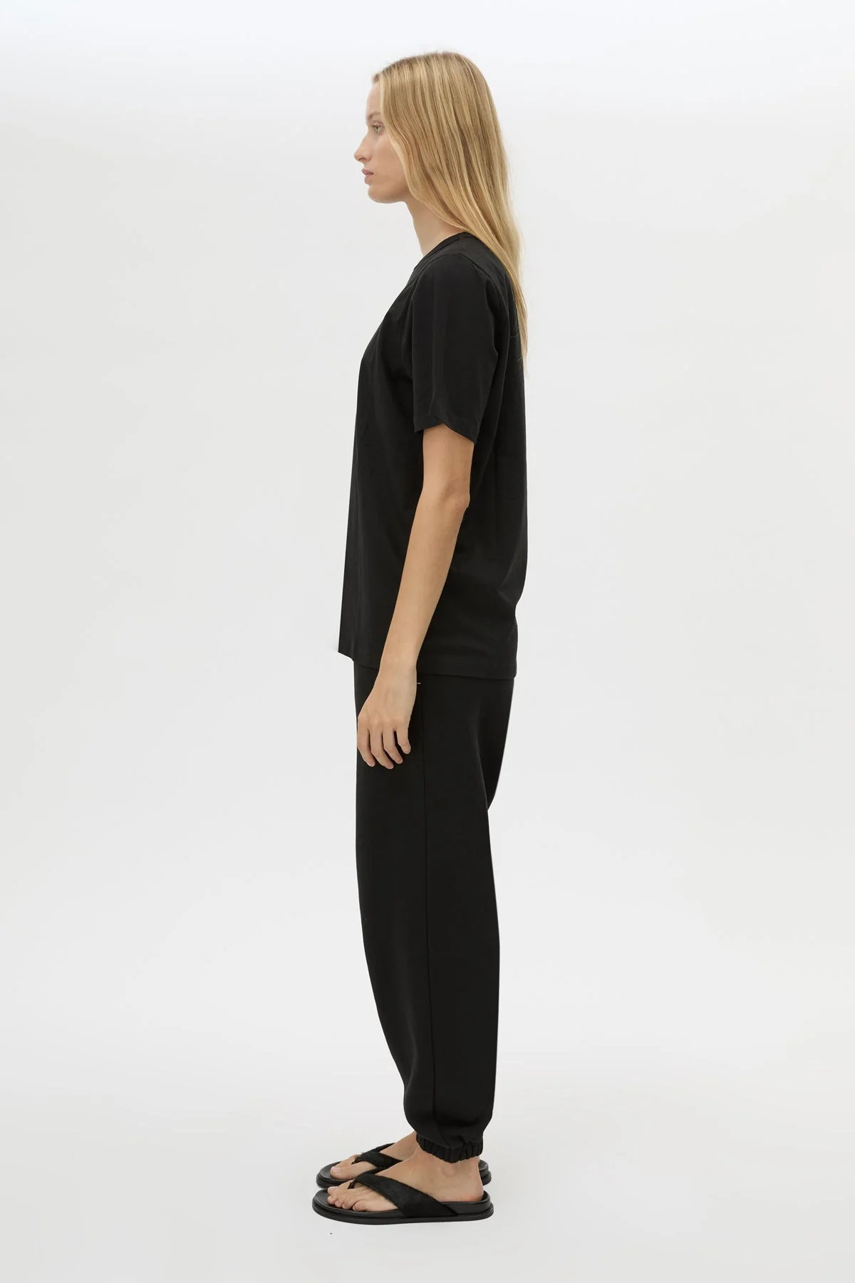 Lyra Logo Tee - Image 4