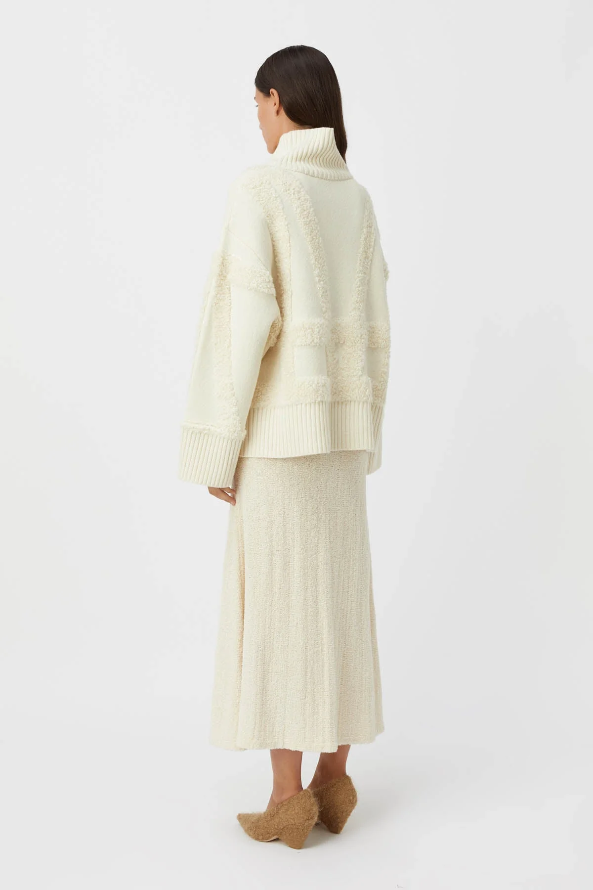 Obsidian Turtleneck Jumper - Image 4