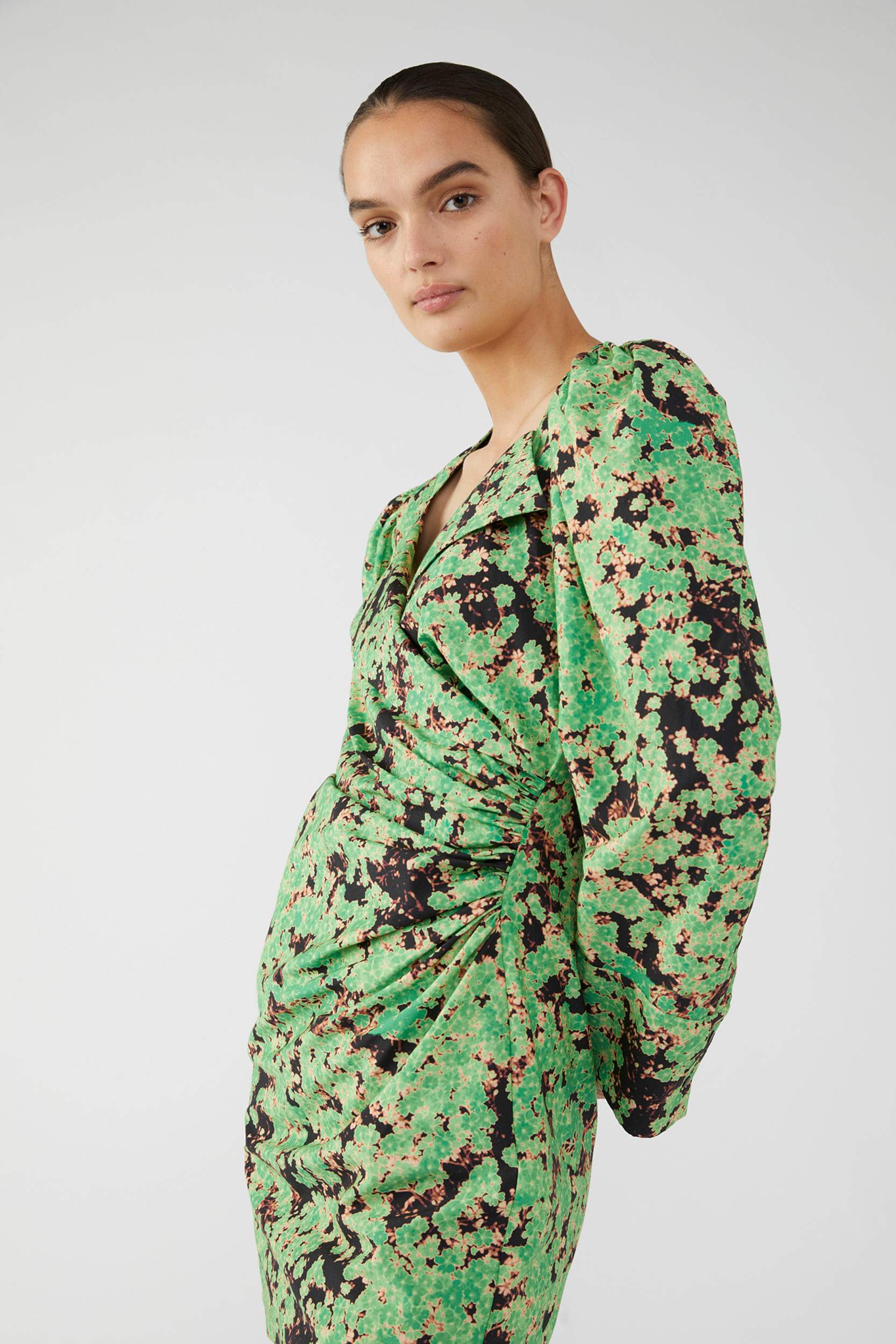 Oceo Mini Wrapdress - Image 2
