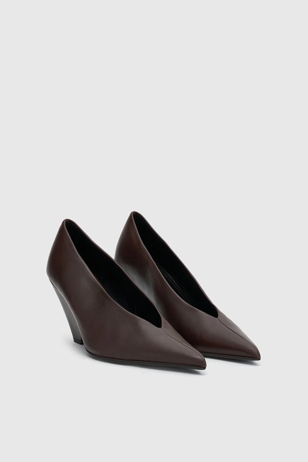Rhys Leather Pump - Image 3