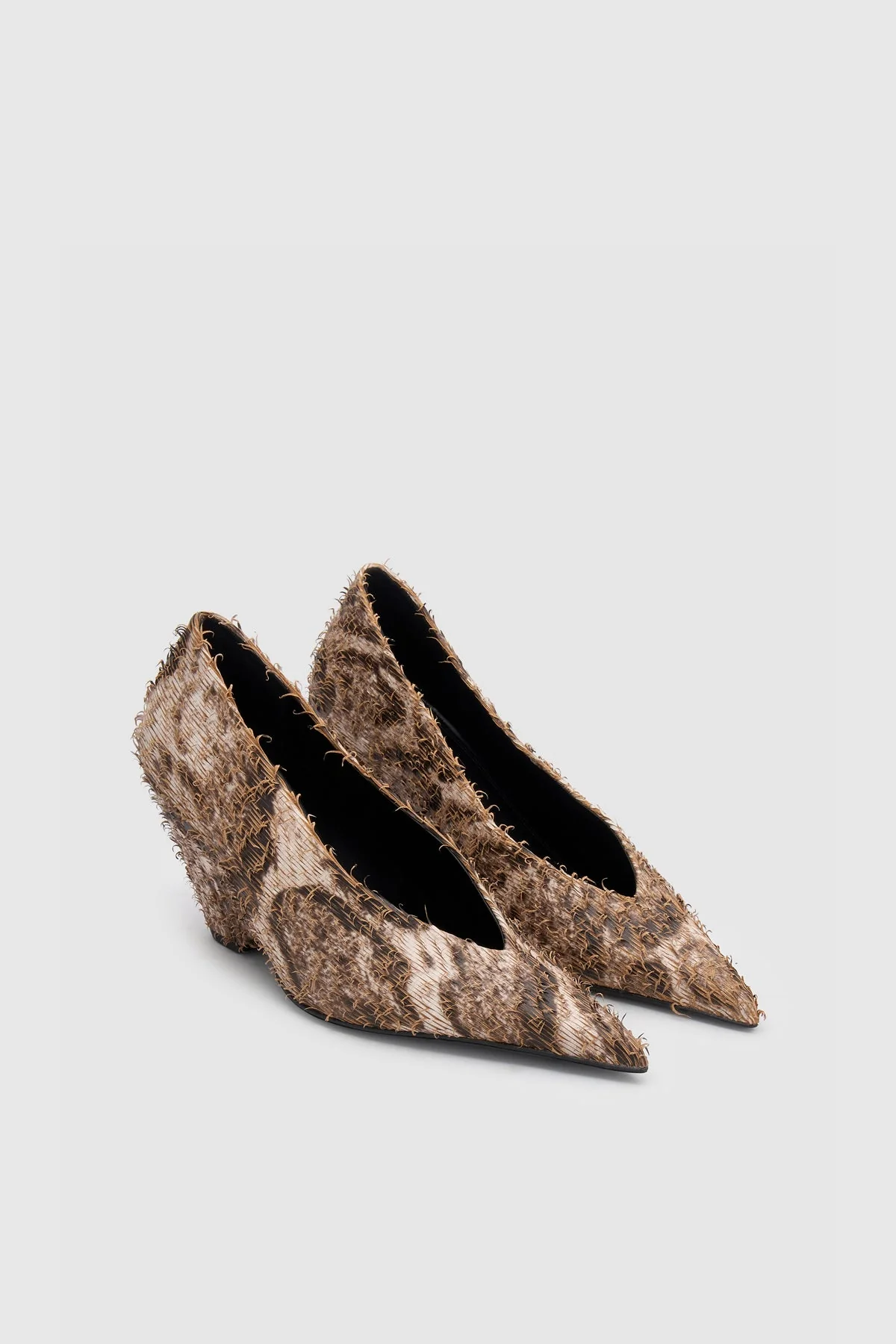 Rhys Snake Pump - Image 5