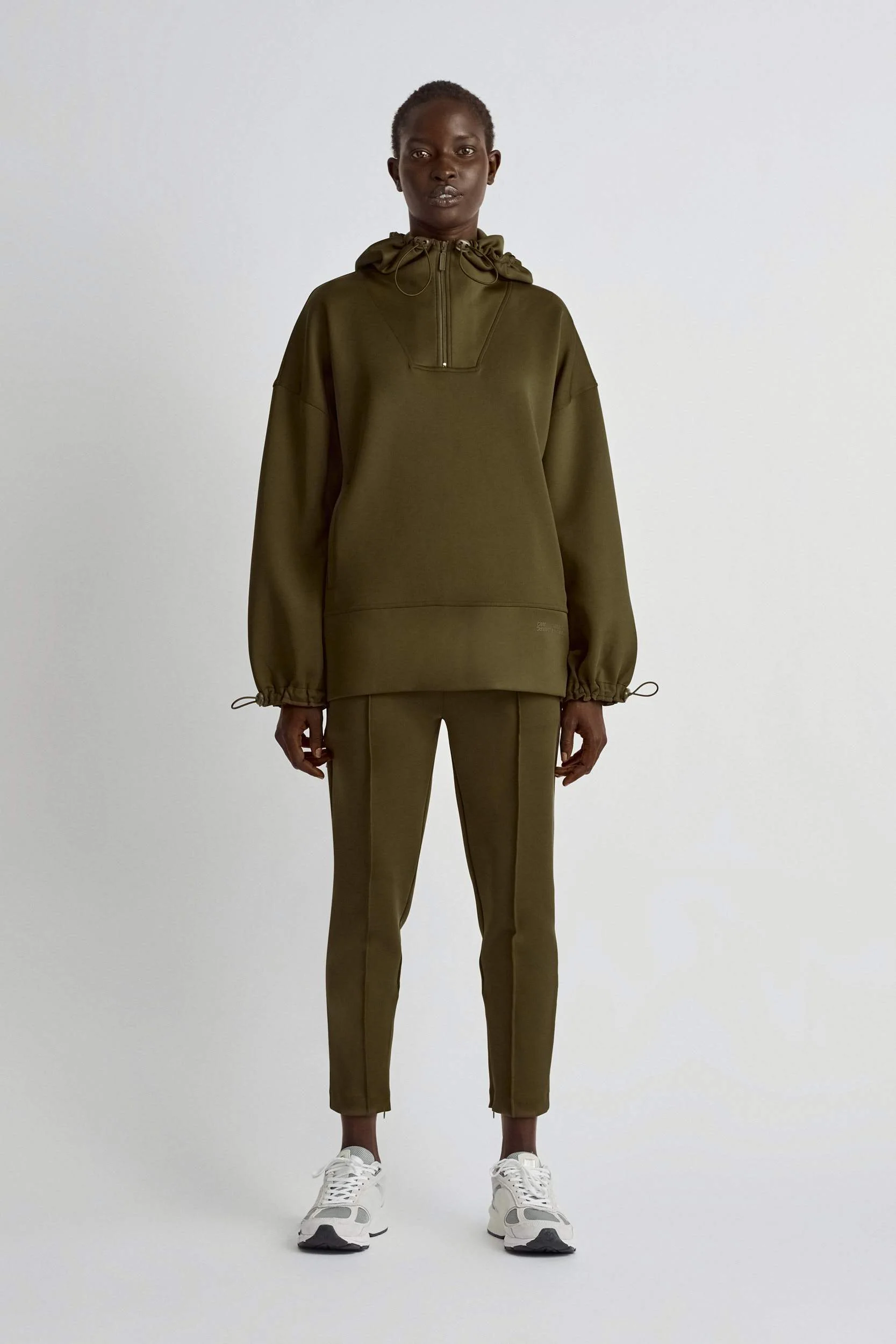 Roan Hoodie - Image 2