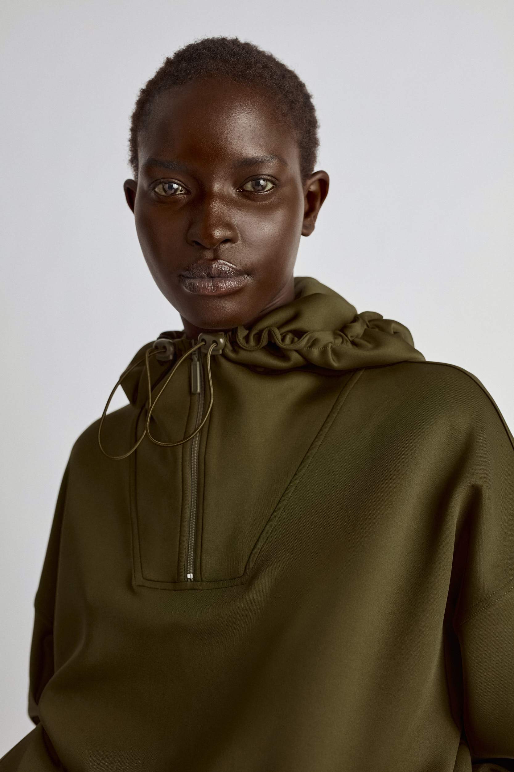Roan Hoodie - Image 3