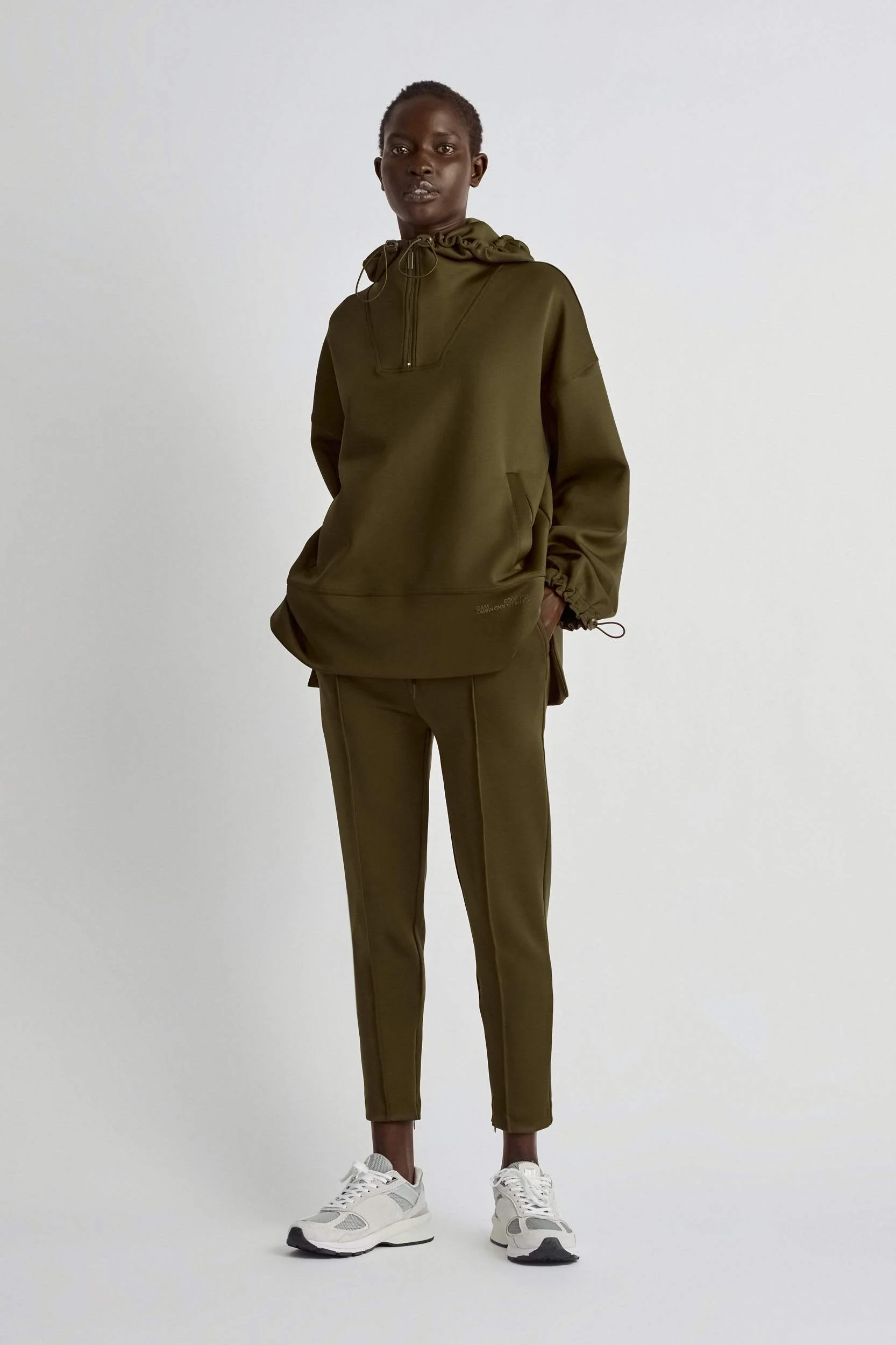 Roan Hoodie - Image 4
