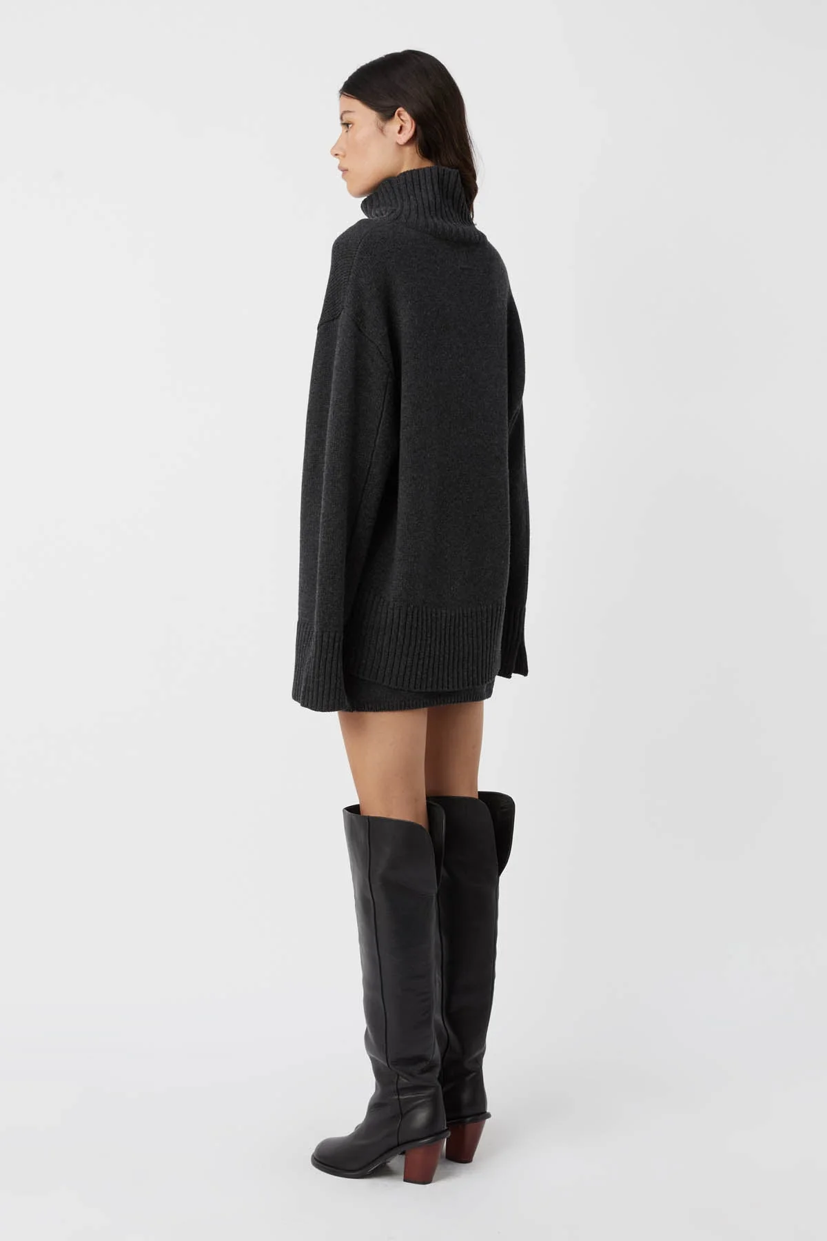 Romeo Funnel Neck - Image 4