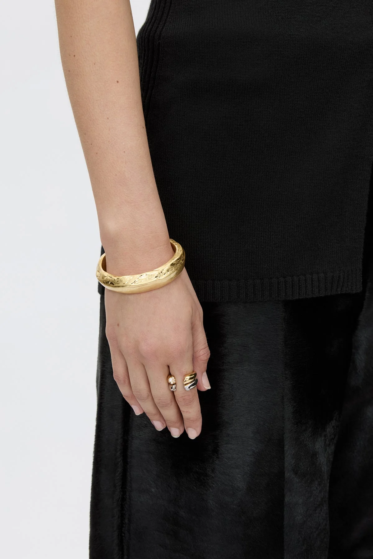 Sabel Wide Cuff - Image 5