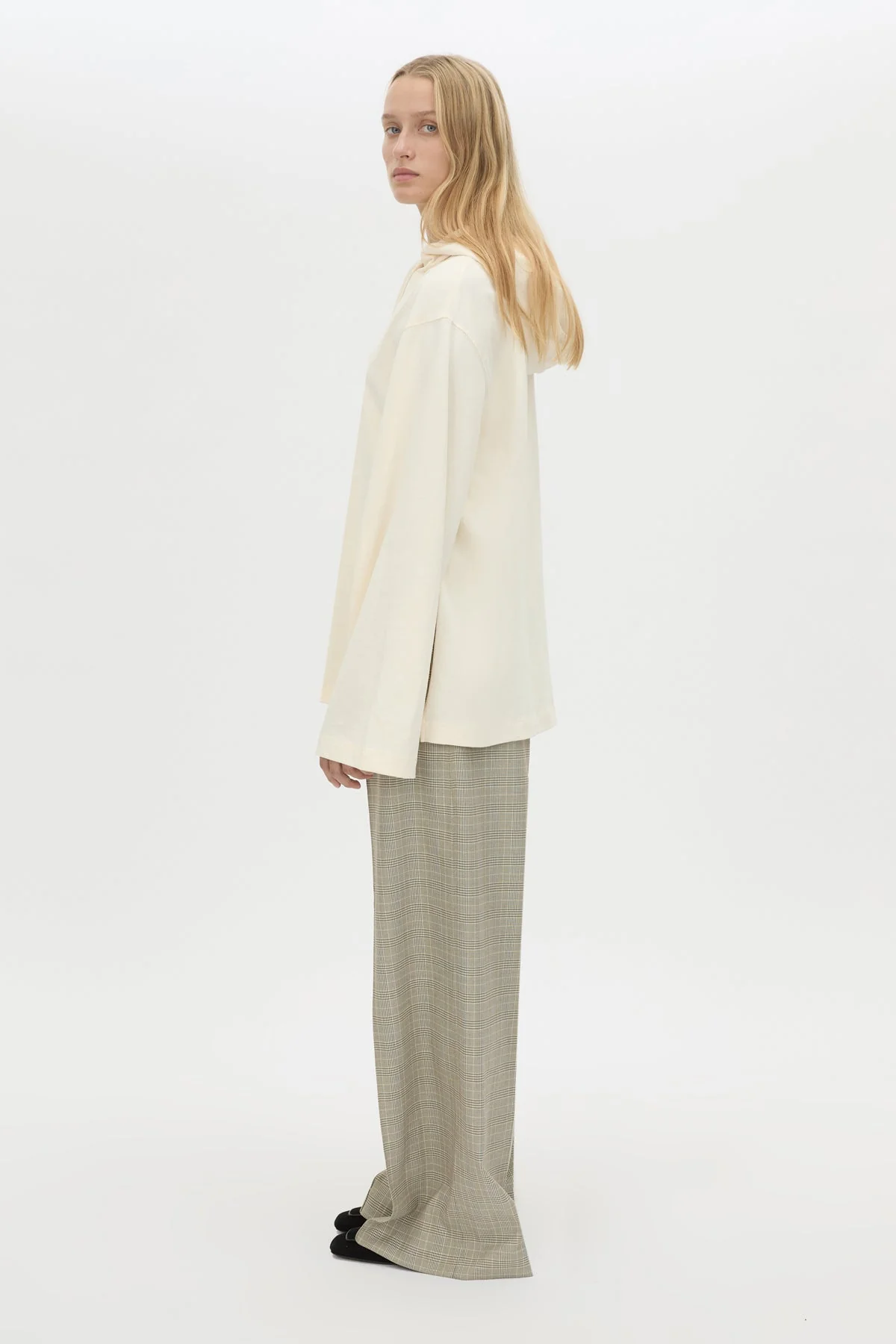 Studio Hoodie - Image 5