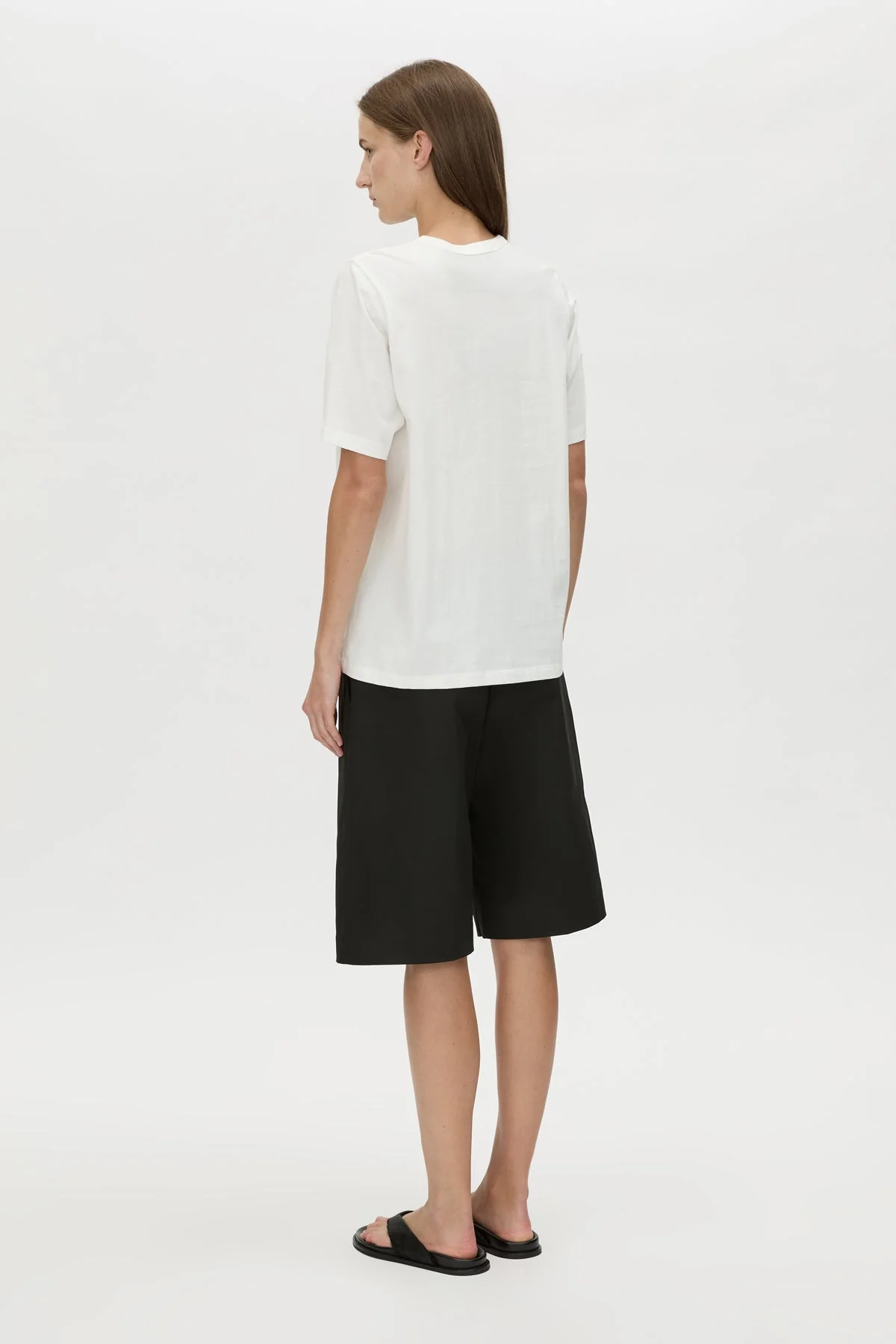 Suvero Logo Tee - Image 4