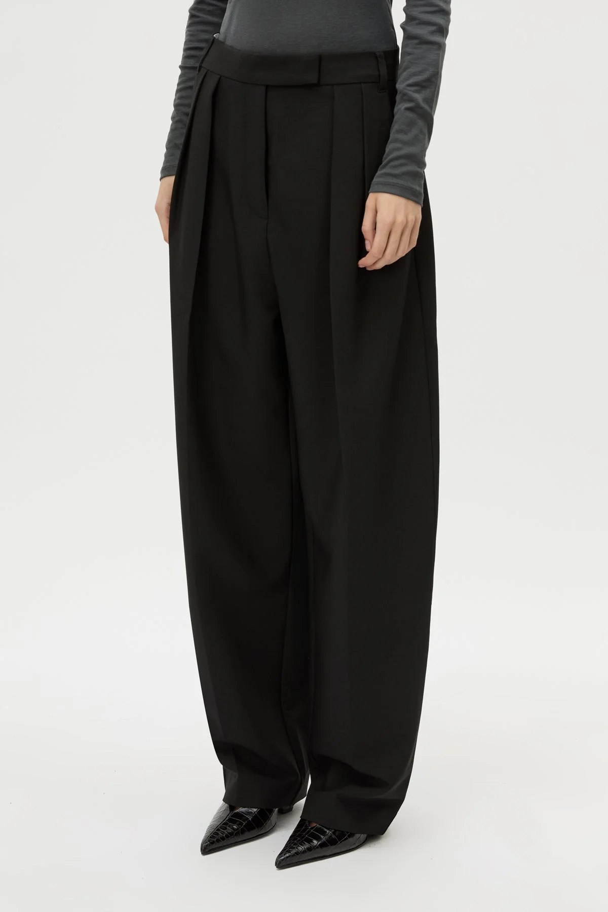Tala Barrel Leg Pant - Image 2