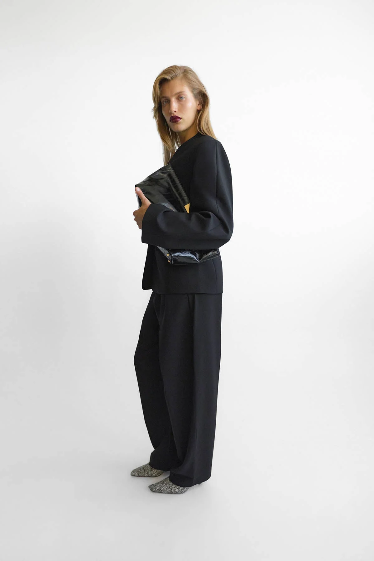 Tala Fitted Collarless Blazer - Image 8