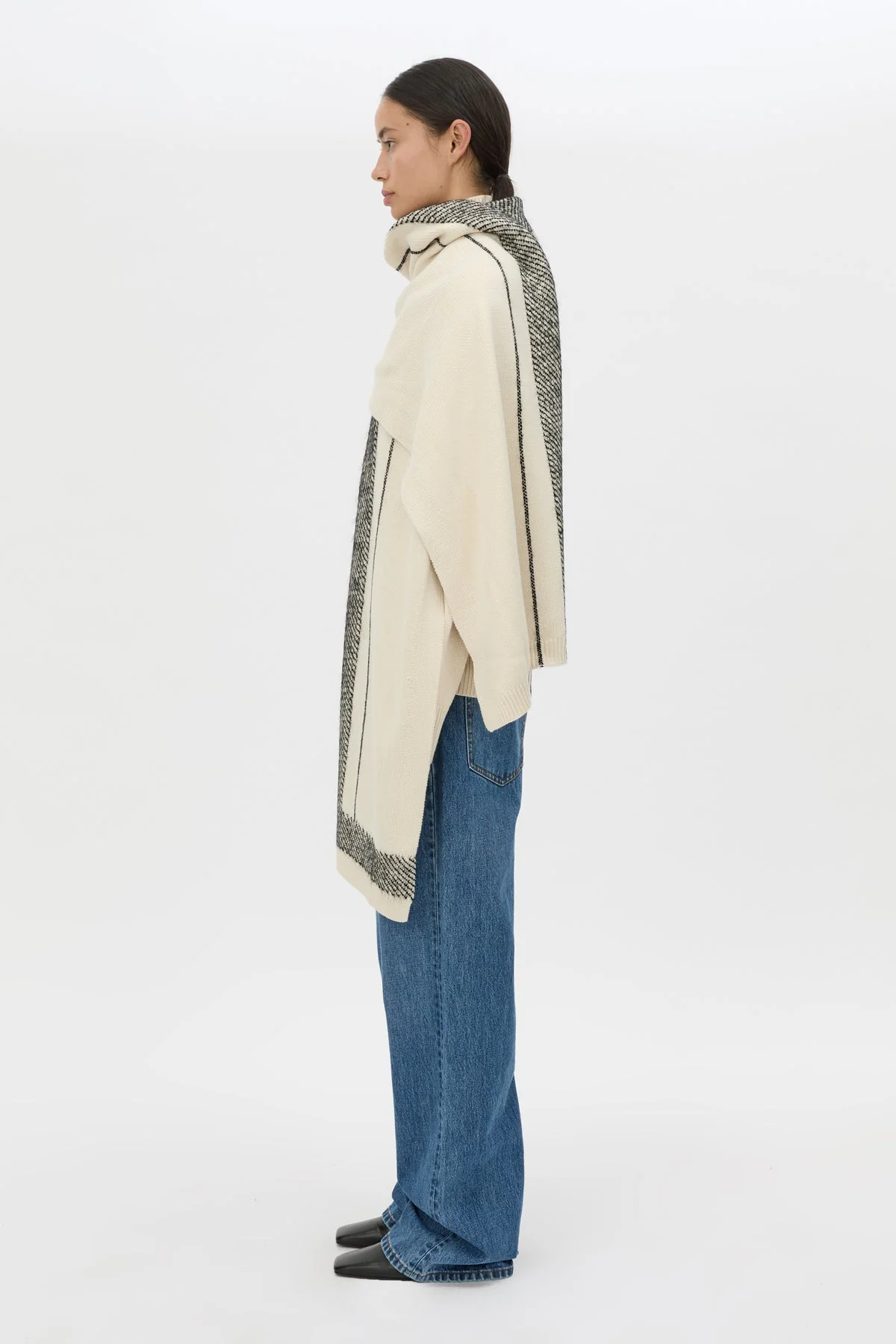 Tusk Knit Stripe Scarf - Image 5