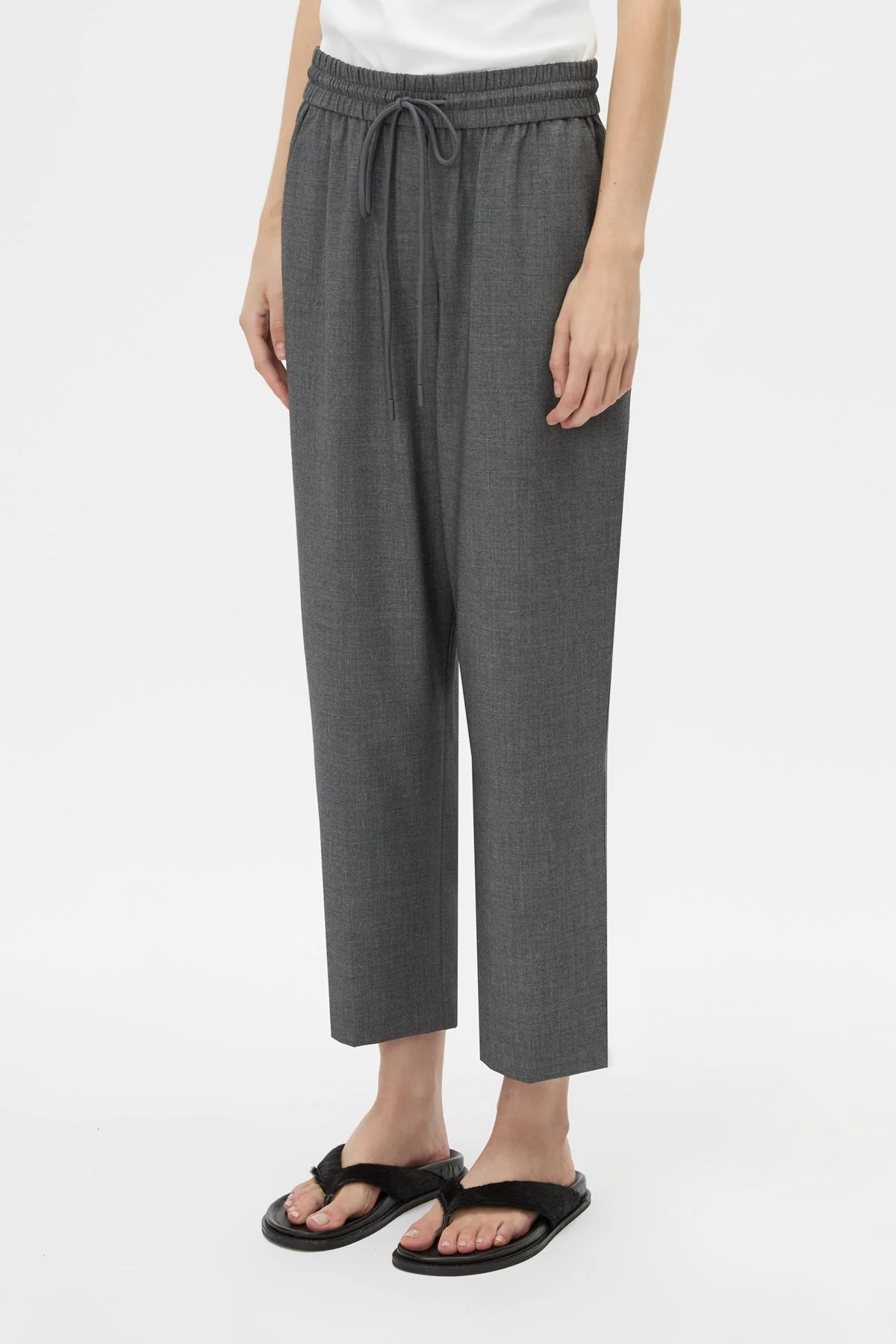Vector Crop Pant 2.0 - Image 2