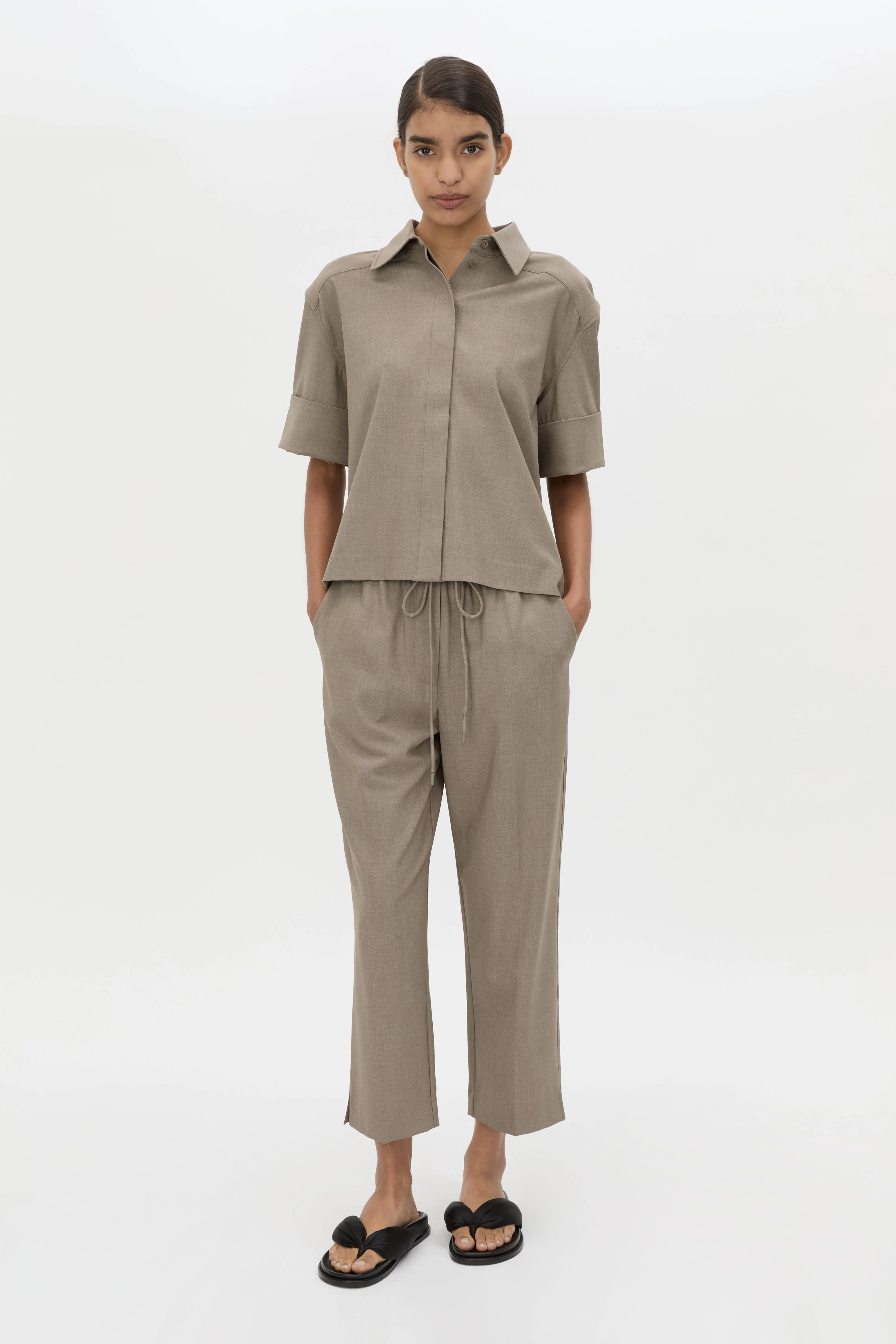 Vector Crop Pant 2.0 - Image 3
