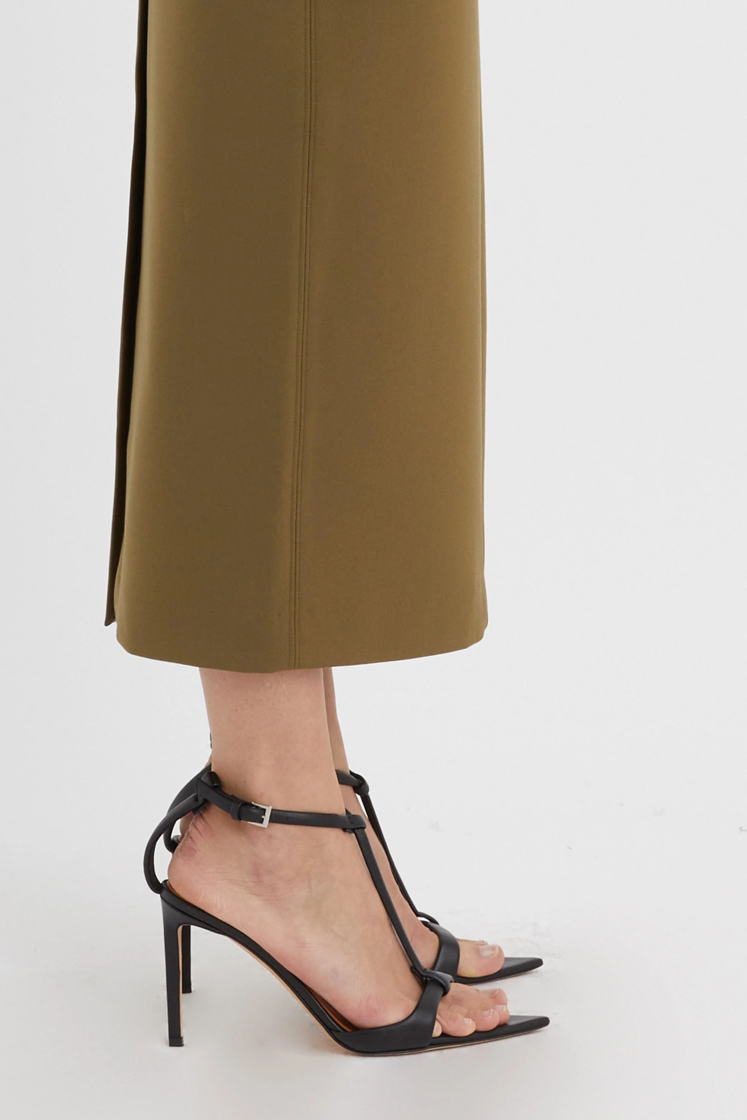 Vigo  Heel - Image 2