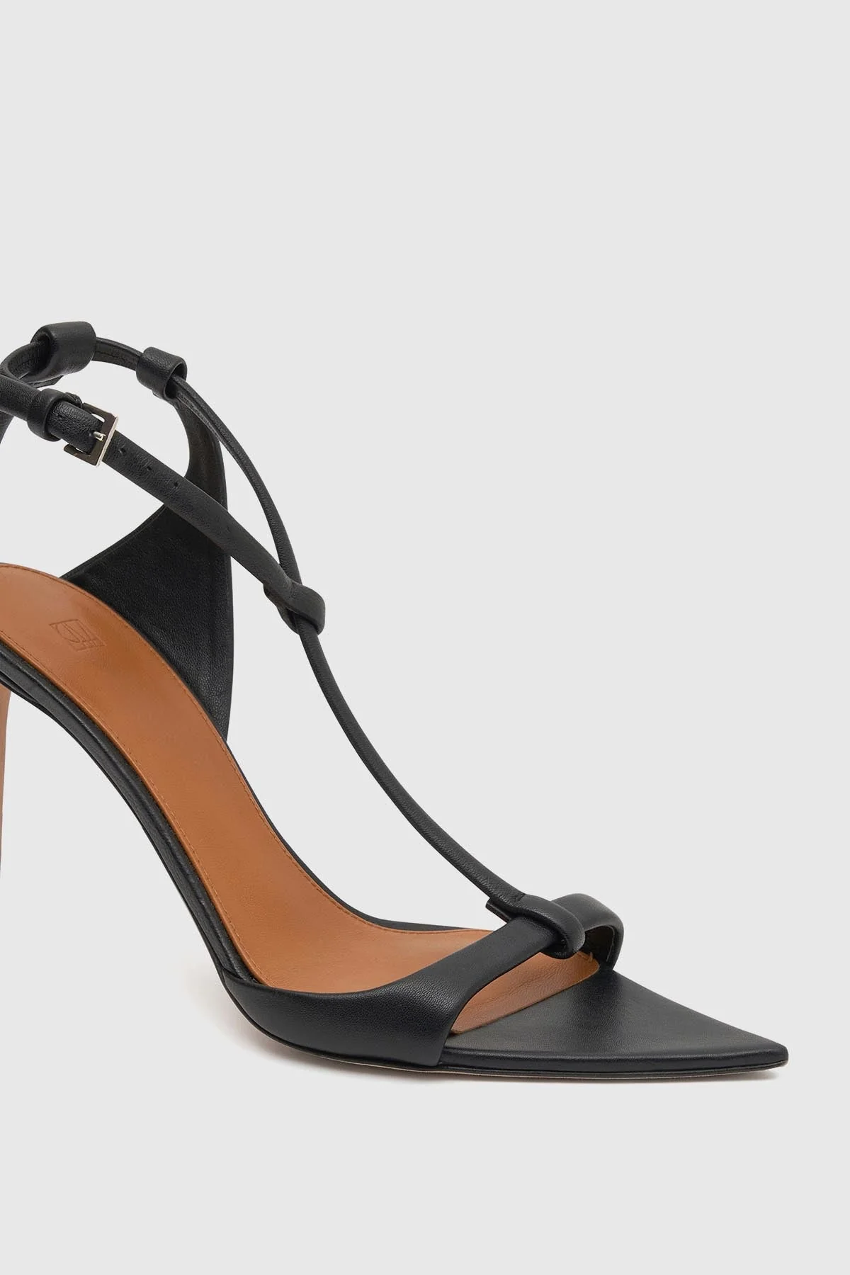 Vigo  Heel - Image 4
